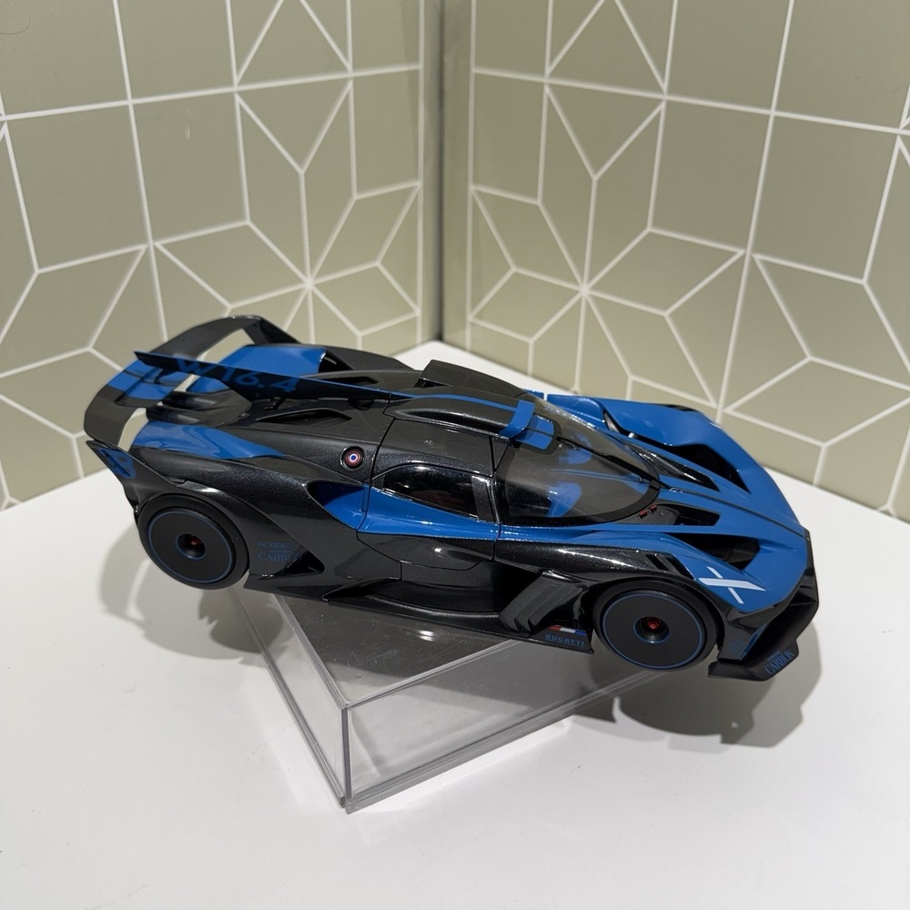 1/18 Bugatti Bolide‎ W16 Four Turbo Blue Diecast Model Car by Bburago